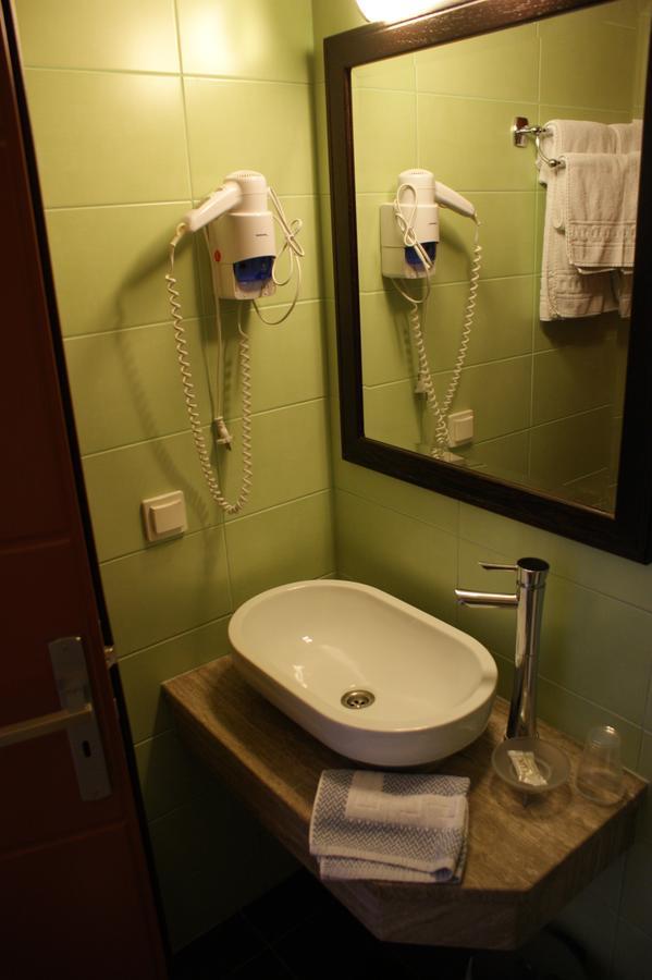 Aposperides Hotel Livadi  Экстерьер фото
