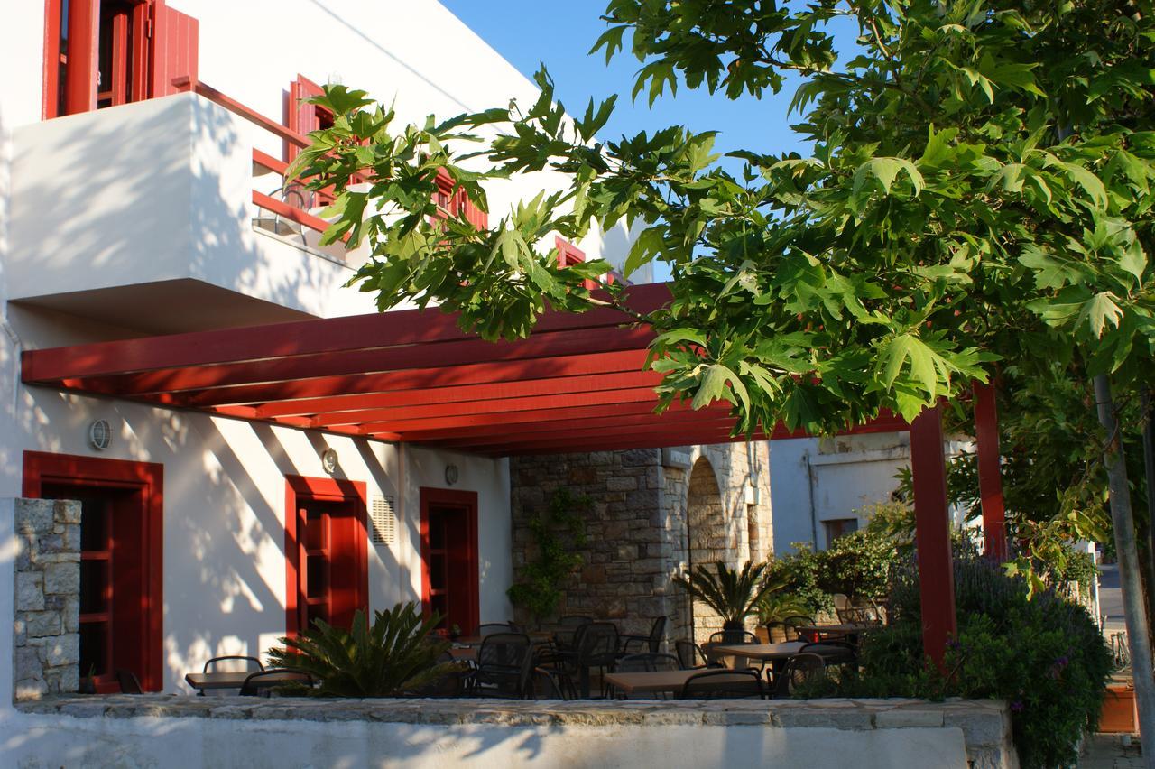 Aposperides Hotel Livadi  Экстерьер фото