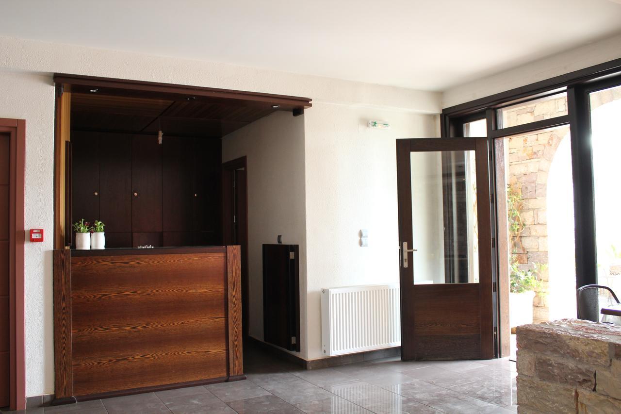 Aposperides Hotel Livadi  Экстерьер фото